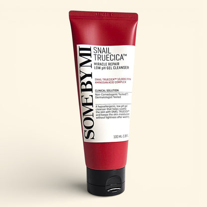 Der beruhigende Some By Mi Snail Truecica Cleanser für eine strahlende Hautpflege-Routine – entdecke dieses hochwertige K-Beauty Highlight in der Korea Erlebnisbox von Oversea Crate.
